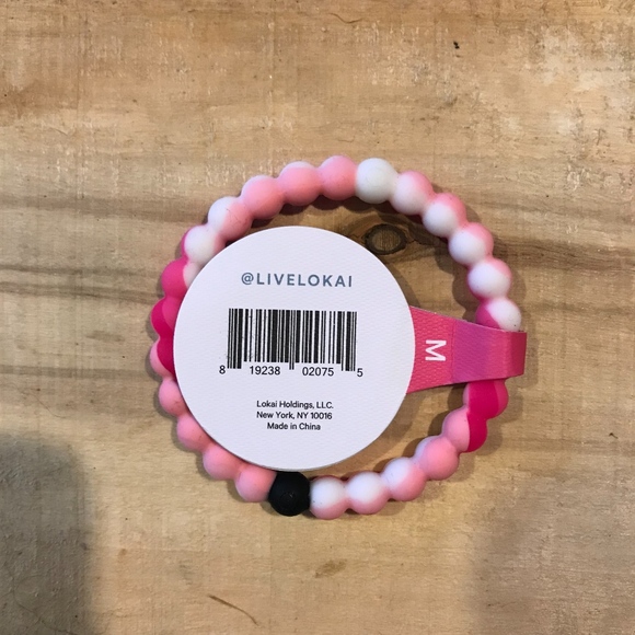 Lokai TyeDye Pink Breast Cancer Research Found. - Picture 2 of 2